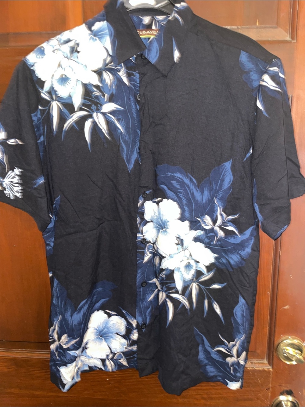 Casual Men's Black & Blue Floral Hawaiian Shirt